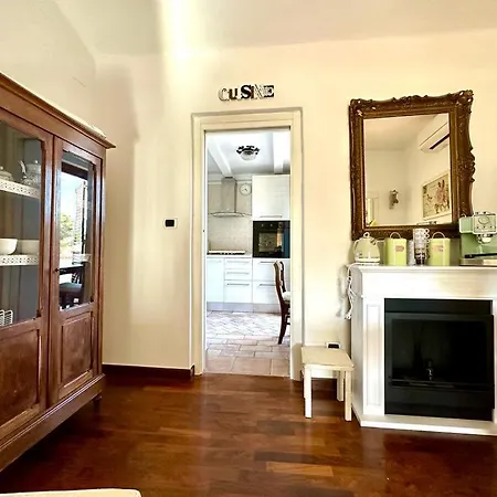 Apartment Casa Danila